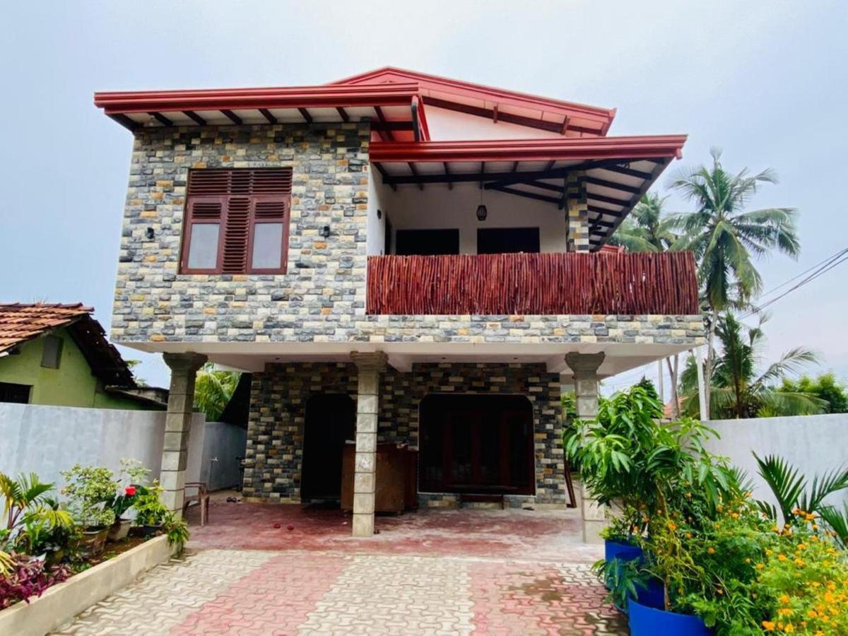 Muru'S Place Dickwella Exterior photo